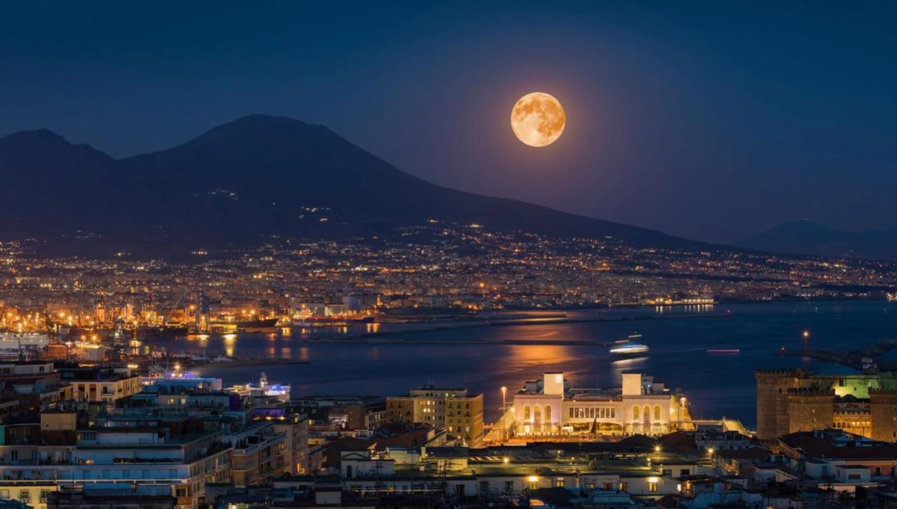 Апартаменты House Relax Bella Napoli Экстерьер фото